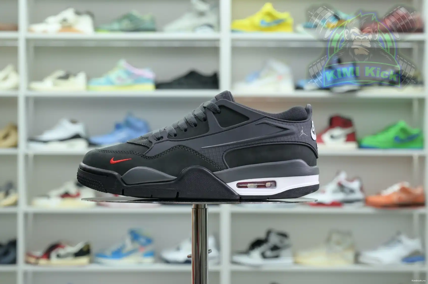 Jordan Nigel SP RM “Anthracite” x Kimikick Jordan 4 Sylvester Air 0427